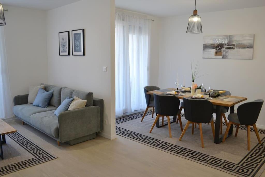 New Modern Apt Near Old Town - Private Parking Zadar Extérieur photo